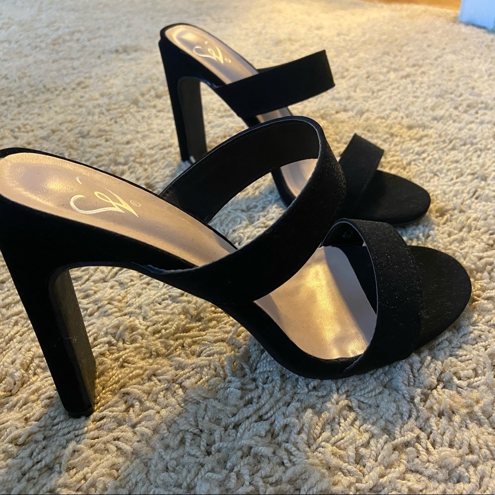 Windsor Heels